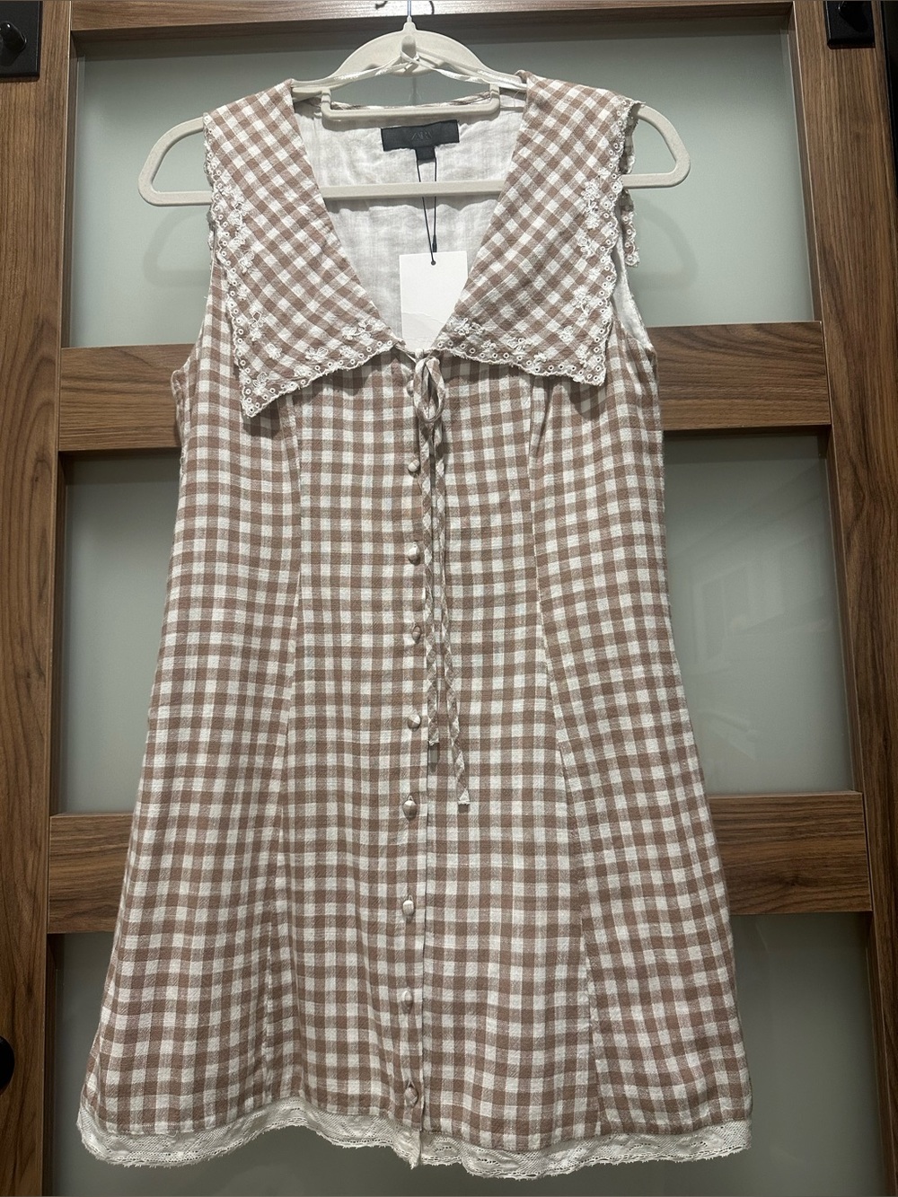 NWT Zara Beige & White Gingham Mini Dress with Lace Collar